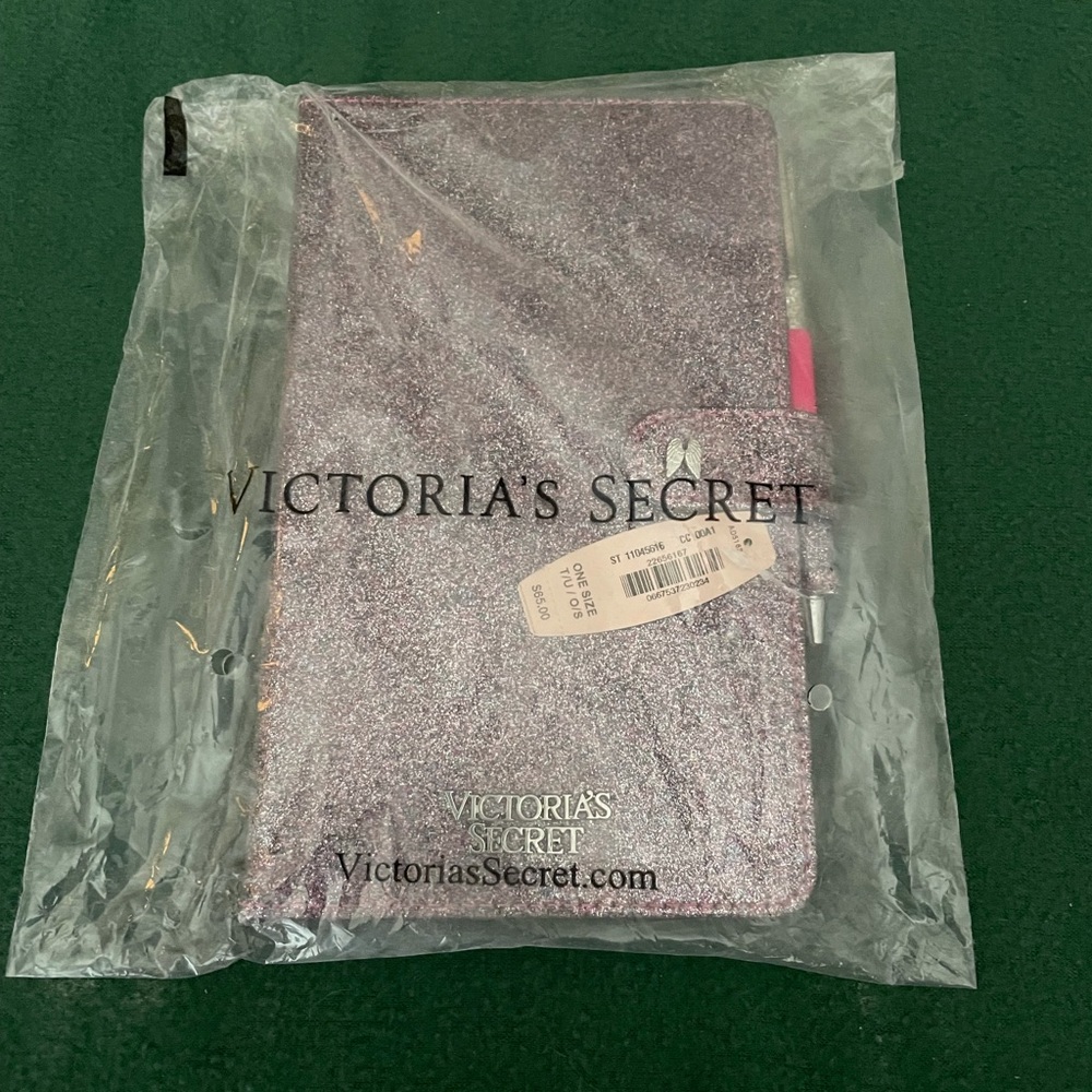 Victoria’s Secret Notebook and Pen Set